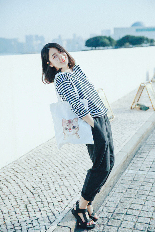 中卫推进是否能有效拉扯对手中场结构,中卫和中场的区别