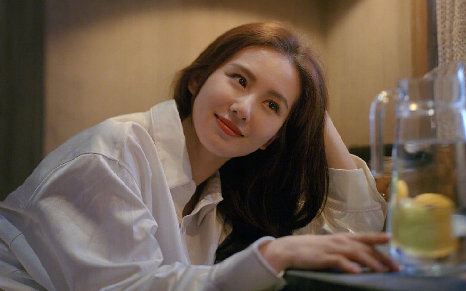 kaiyun体育综合-拜仁慕尼黑豪取胜利，继续领跑德甲积分榜，拜仁慕尼黑德国杯