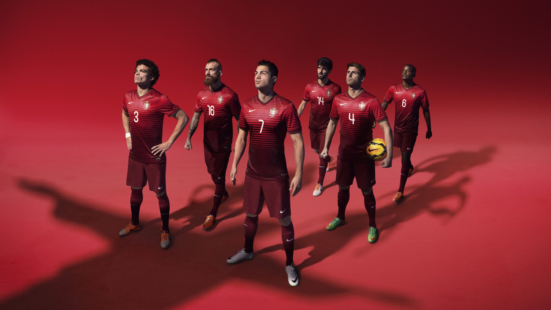 全方位分析:五大联赛中场控制的重要性,五大联赛中场休息多久