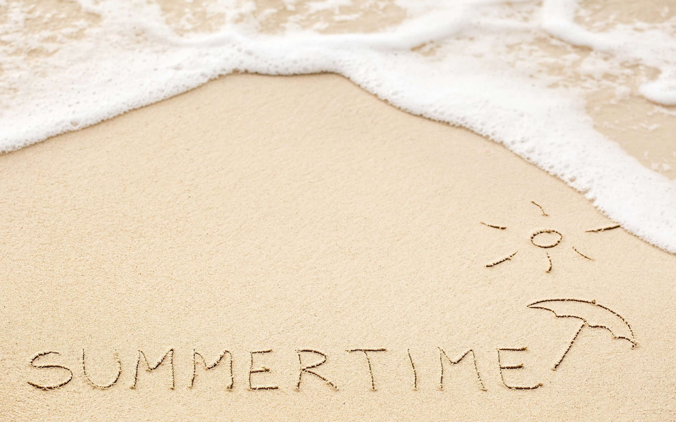 库里晒全家福庆祝结婚纪念日，库里结婚照